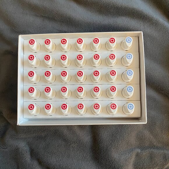 Droplette Device with Full Collagen and Retinol Packs - Picture 4 of 4